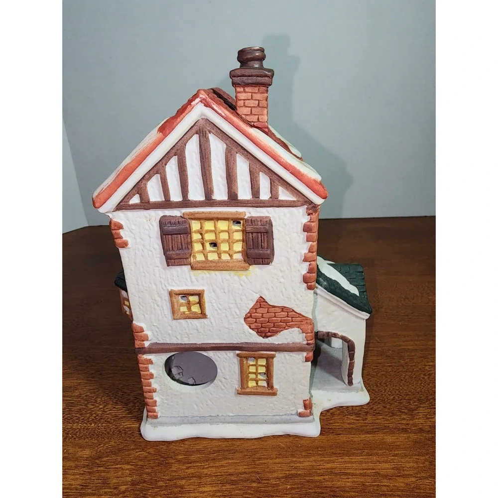 Dickensville‎ Porcelain Lighted House Italian Restaurant 7.75
